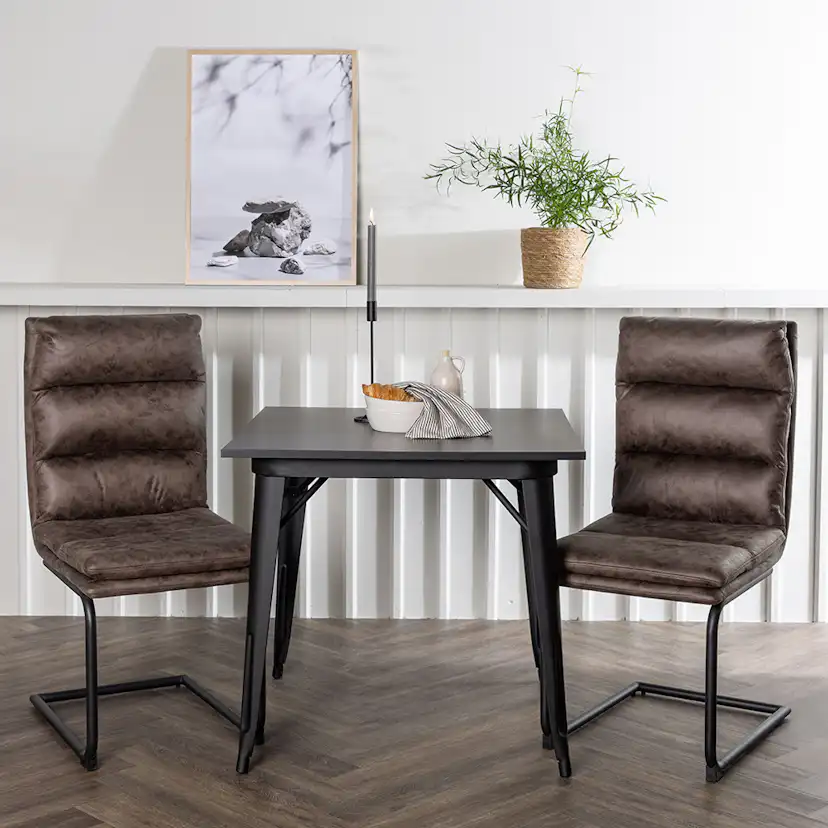 Matgrupp Venture Home Tempe med 2 st Zizo stolar