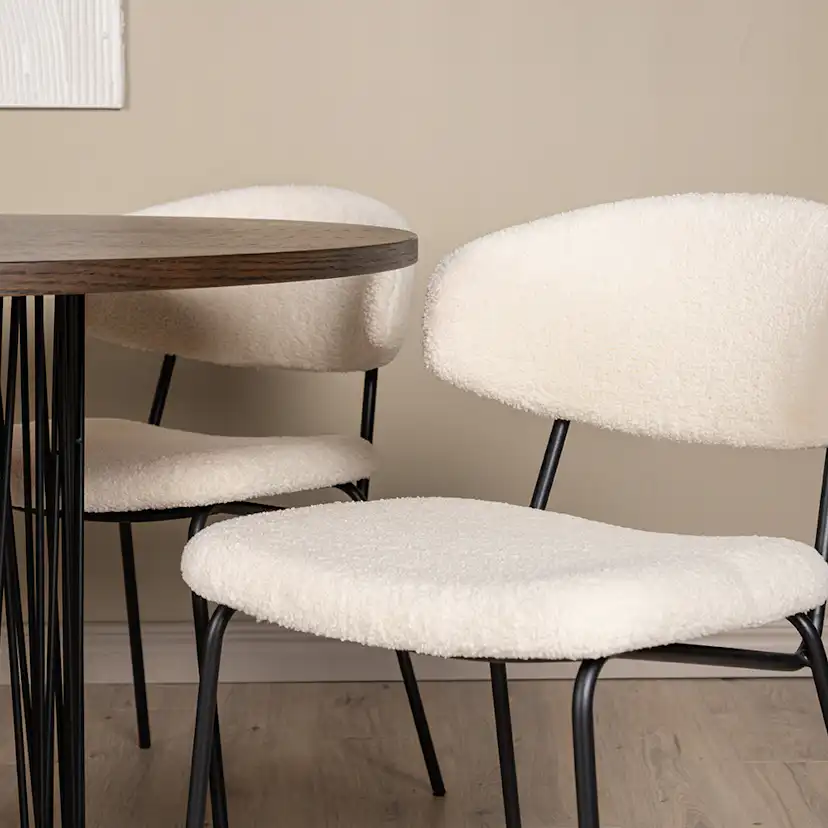 Matgrupp furniture/fashion Stone med 4 Chico Stolar Runt
