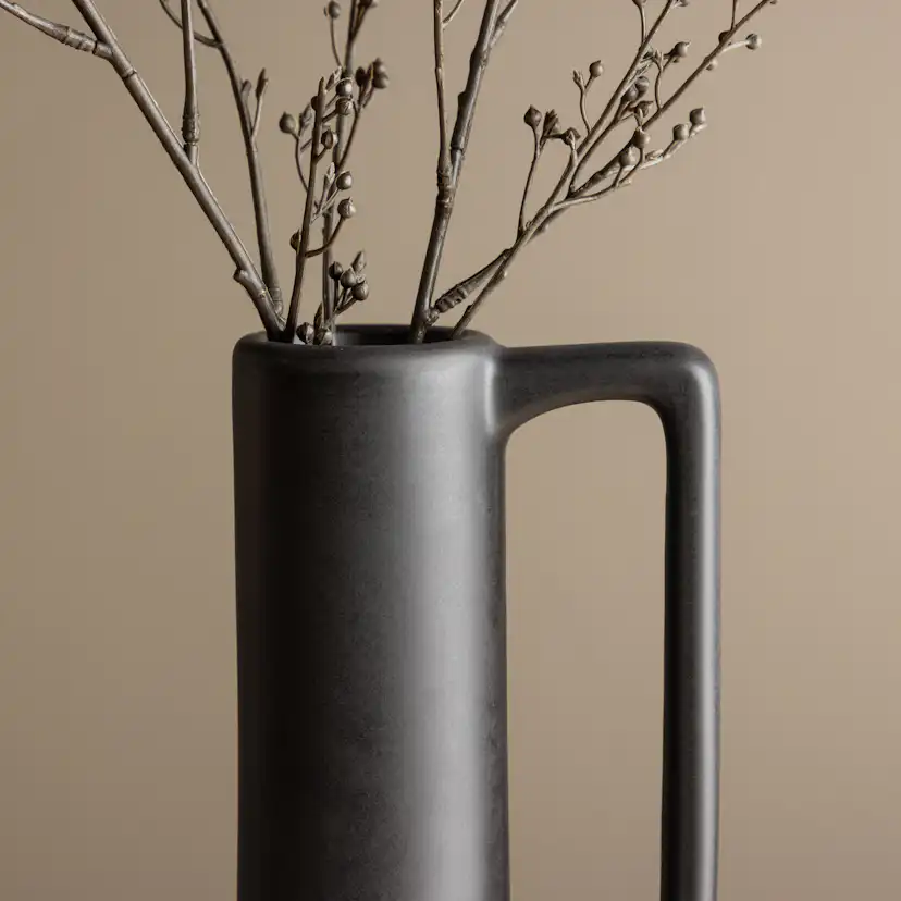 Allis Vase - Matte Black - 18*18*36 cm Svart