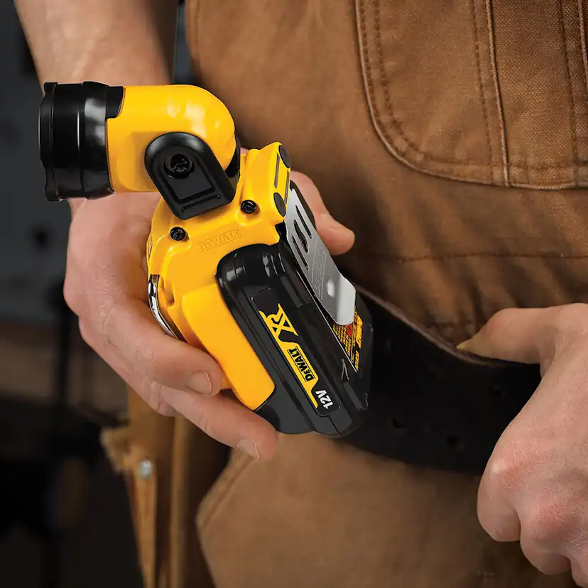 Ficklampa DeWalt DCL510N 12V Led 130 Lumen Utan Batteri & Laddare