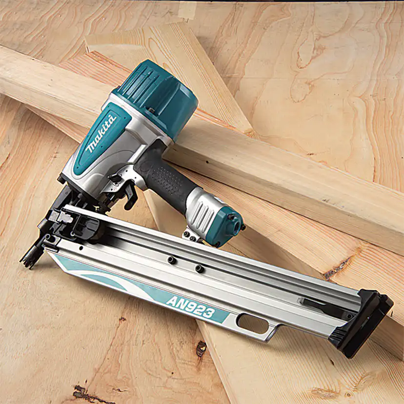 Spikpistol Makita AN923K