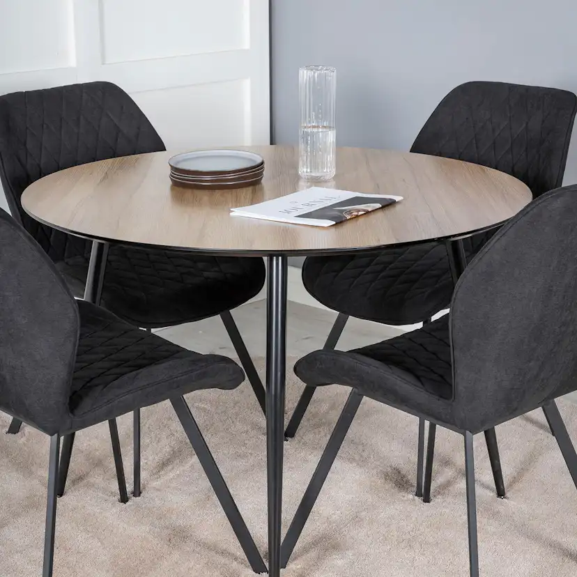 Matgrupp Venture Home Silvia med 4 Geneva Stolar Runt