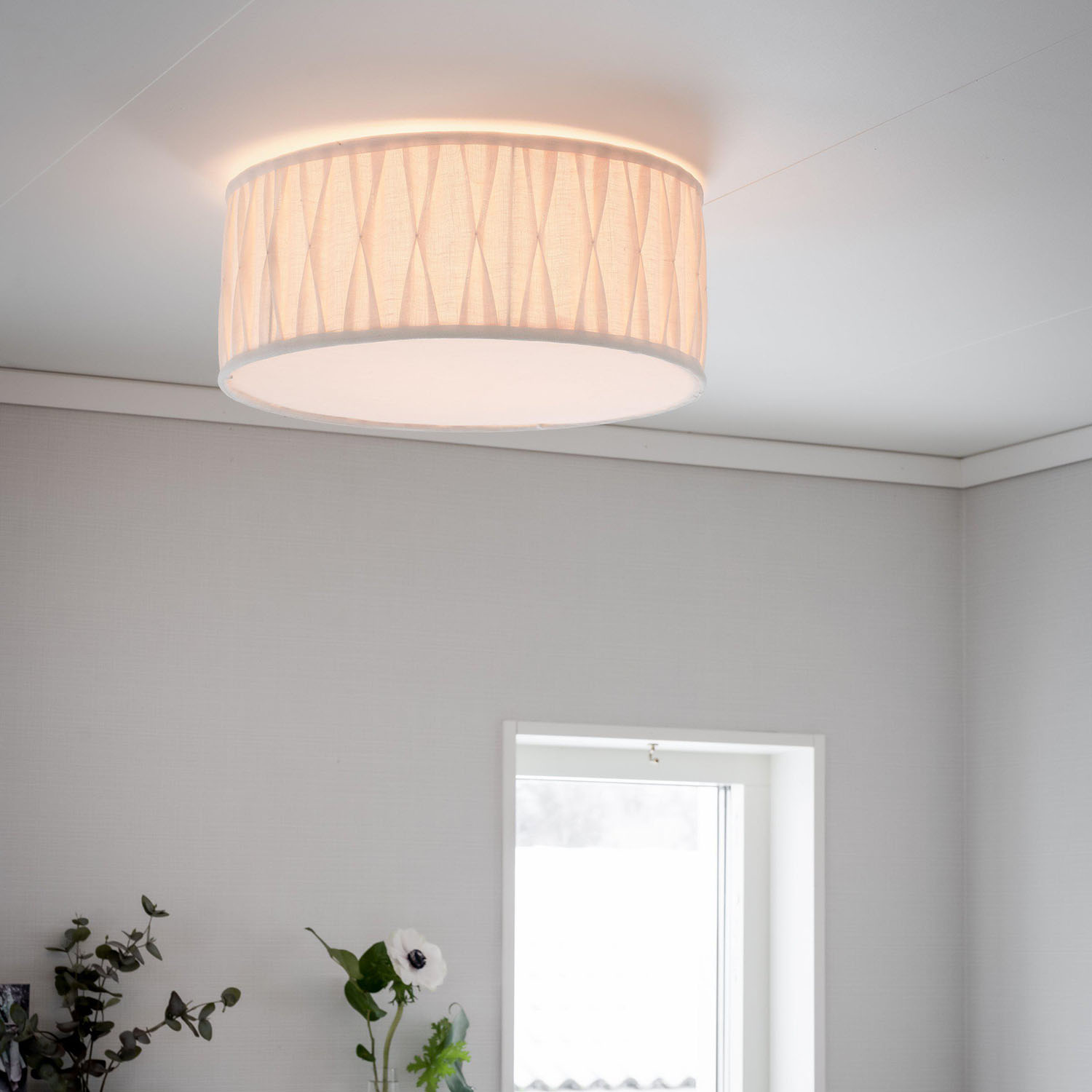 Taklampa PR Home Plissé Stygn