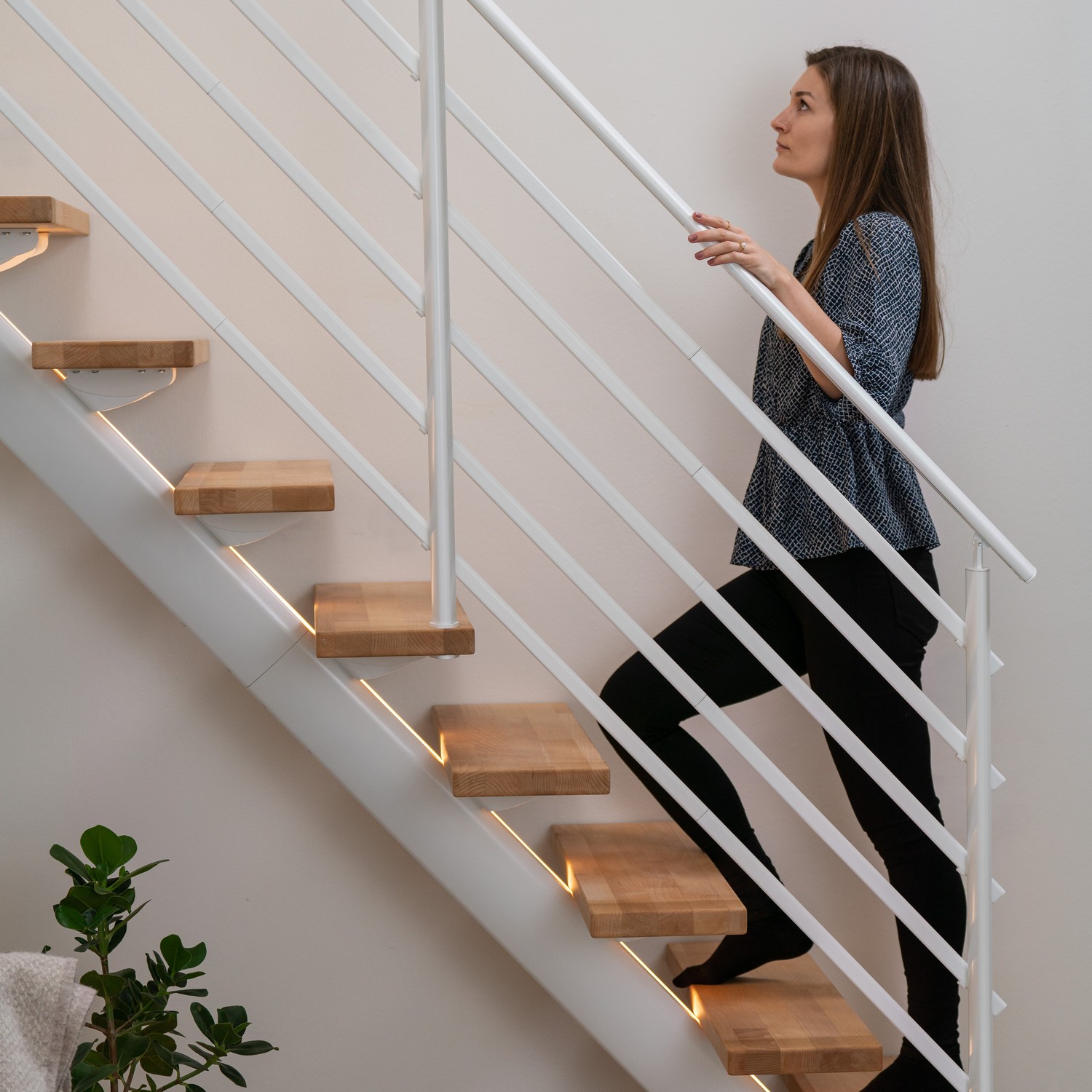 SYDNEY bok oljad rak vit PURE 12S 75W Vit, Bredd: 750 mm, Max Takhöjd: 2920 mm