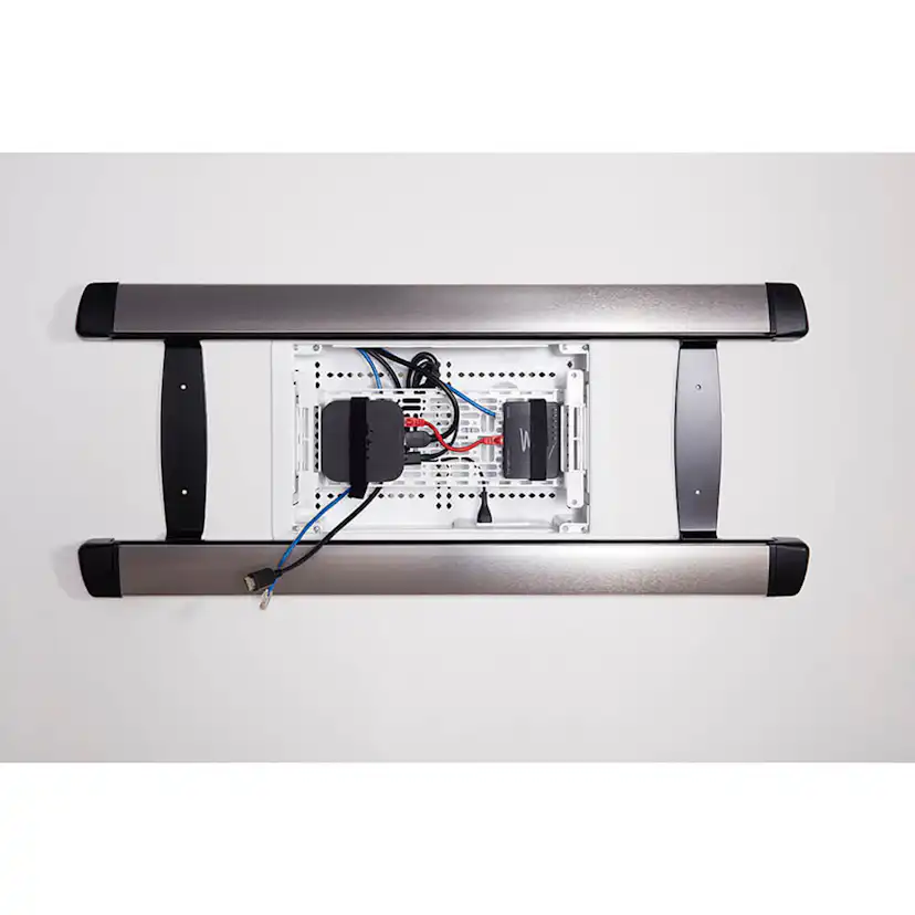 Mediabox SANUS Inbyggd 9”