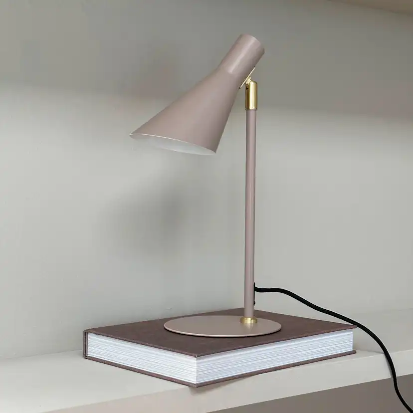 Bordslampa Dyberg Larsen DL12 Mini