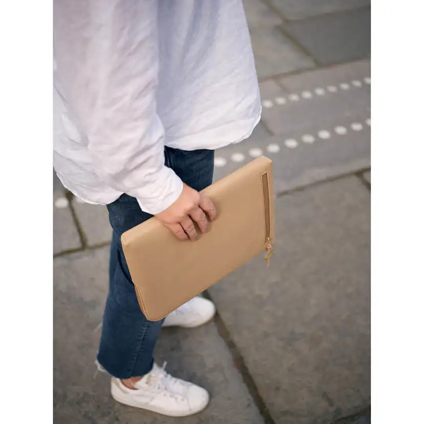 Sleeve GOLLA Metro Neoprene 13" Coffee