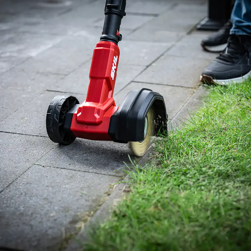 Ogräsborste SKIL 0661 AA Kolborstfri Batteridriven