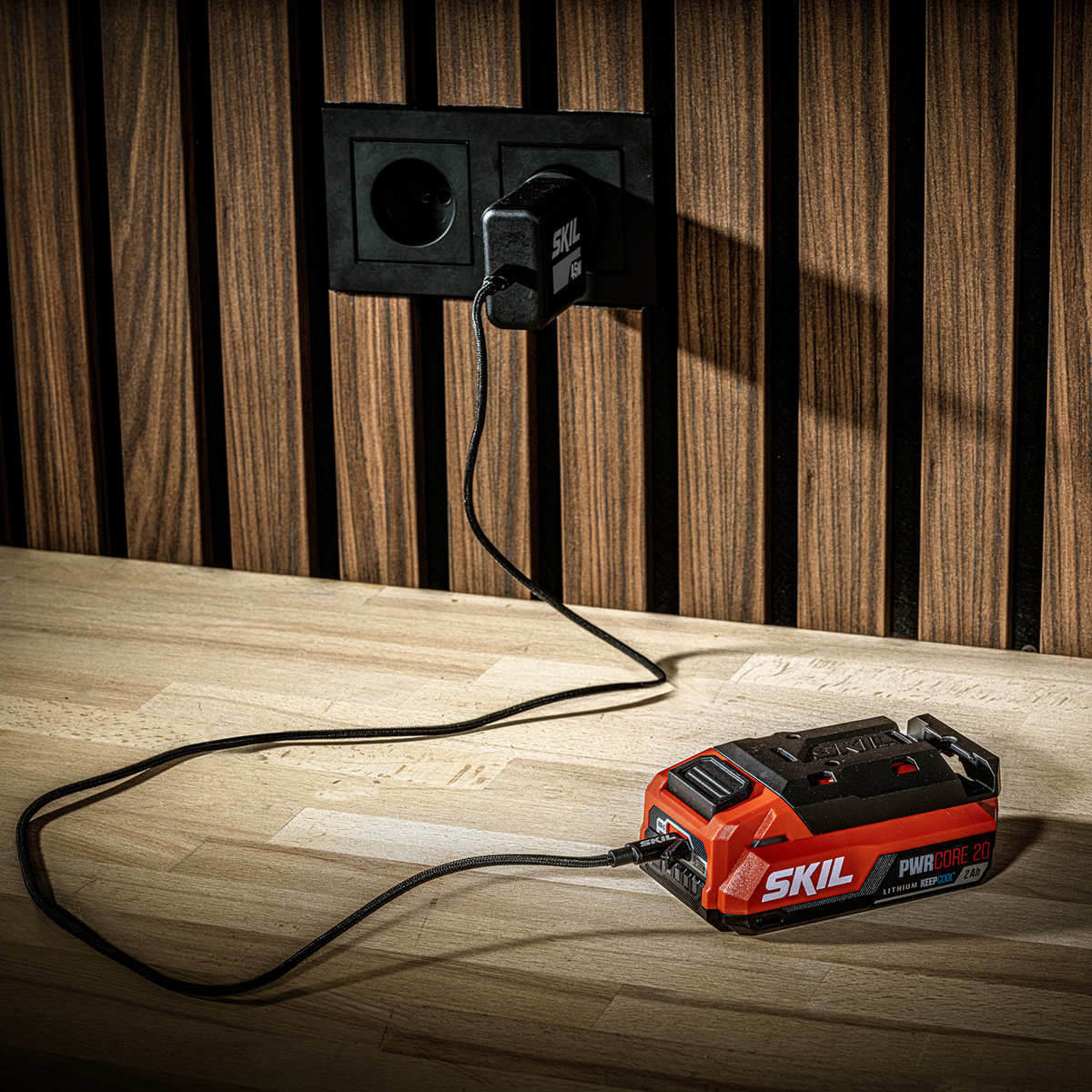 Laddare SKIL  45W PD Multifunktionell För PWRASSIST™ och USB-C-enheter