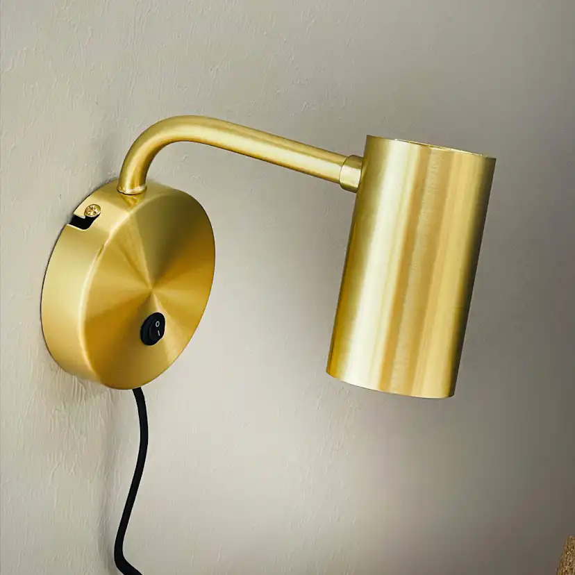 Vägglampa Dyberg Larsen Skagerrak