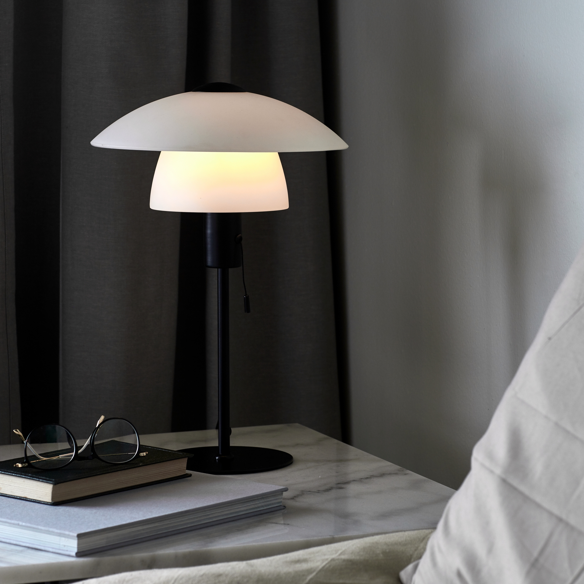 Bordslampa Nordlux Verona Opal Vit