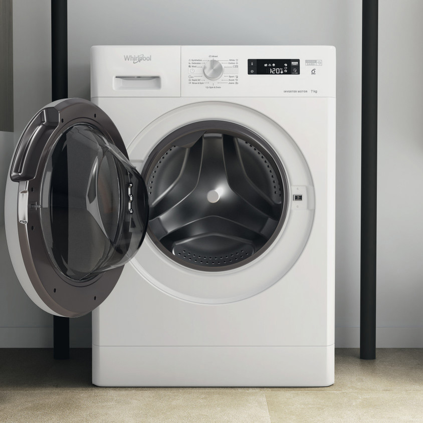 Tvättmaskin Whirlpool FFS 7458 W EE