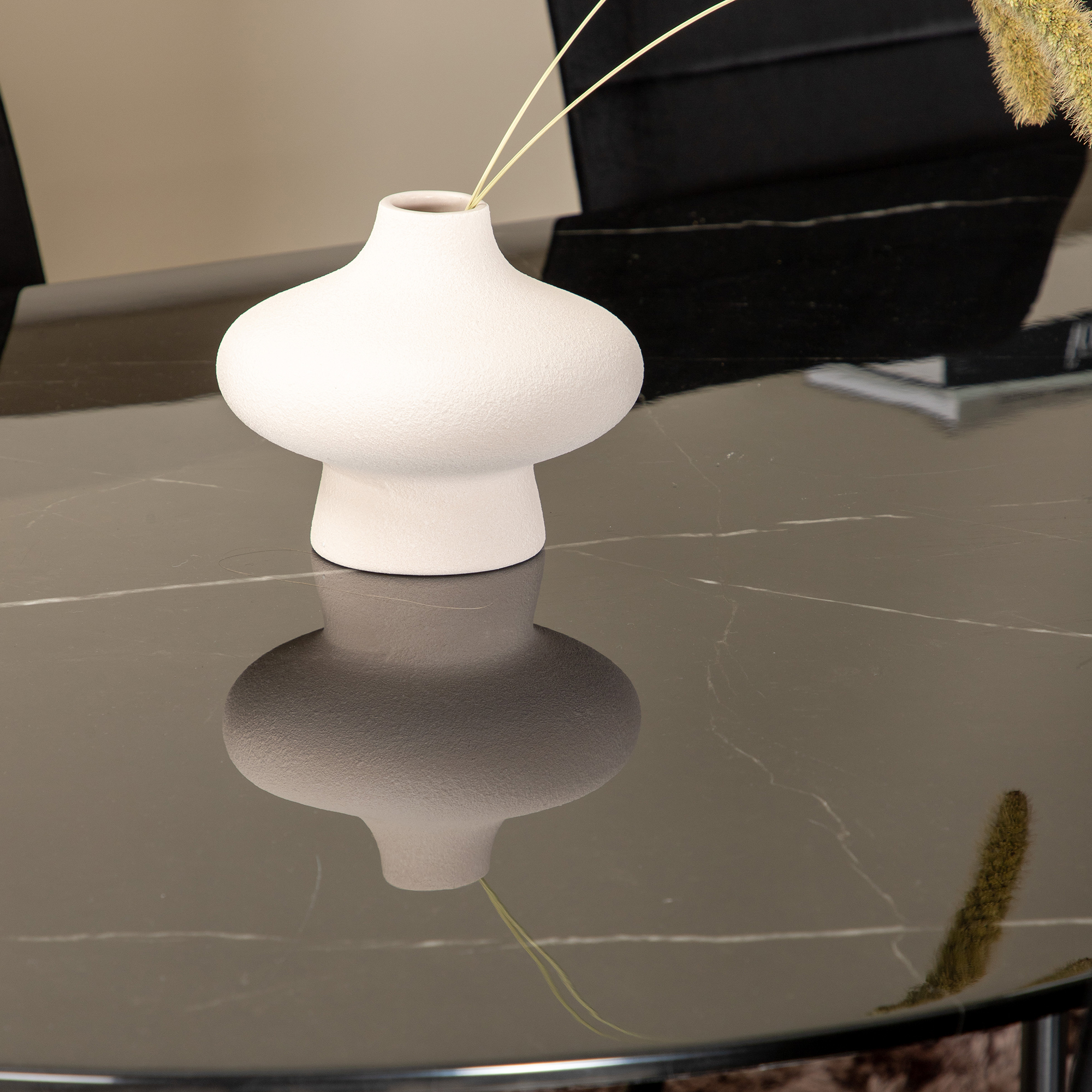 Matgrupp Venture Home Oslo med 4 Walerina Stolar Sammet