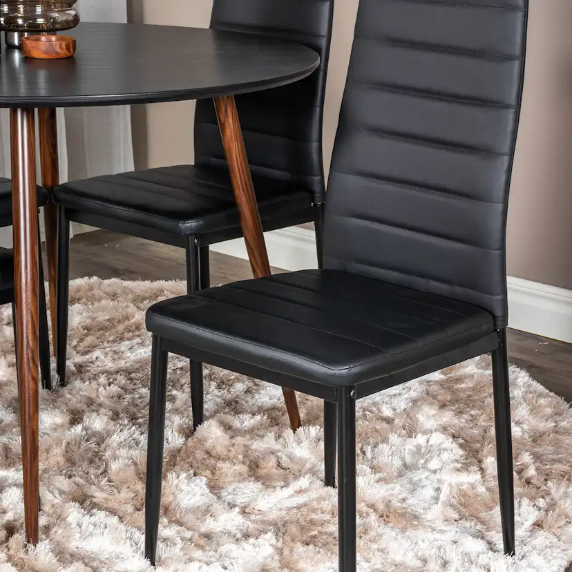 Matgrupp Venture Home Plake med 4 Sly Stolar Runt