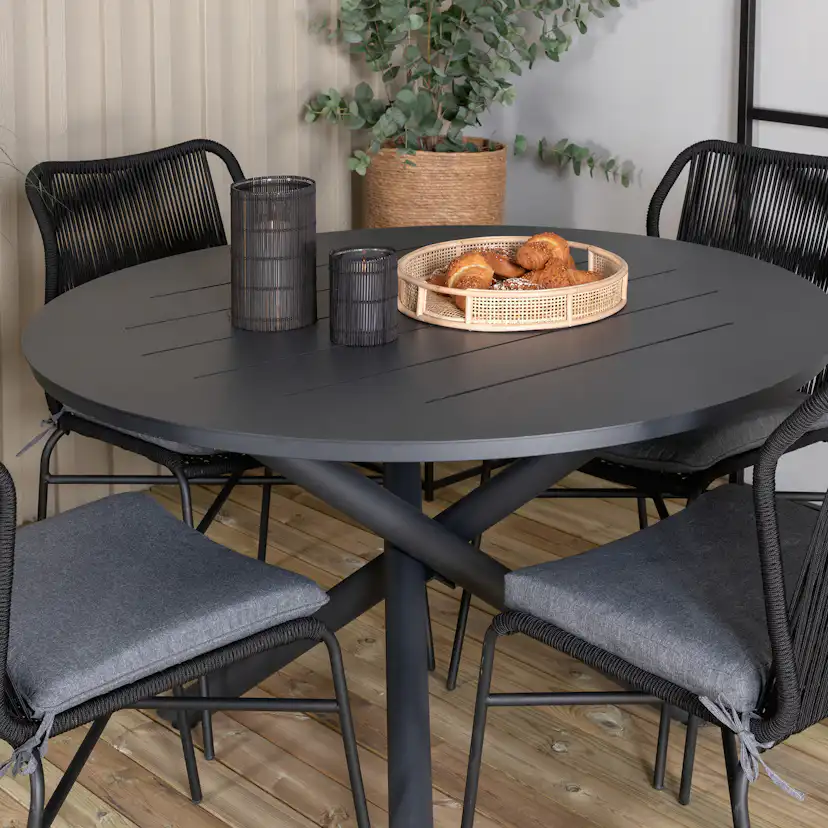 Matgrupp Venture Home Ande med 4 Julle Matstolar
