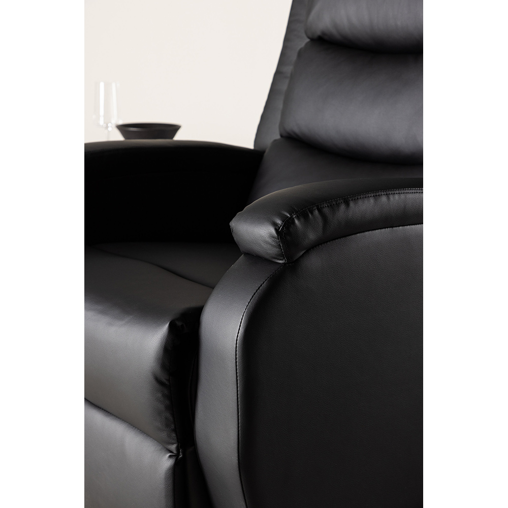 Fåtölj Venture Home Bengt med Fotpall