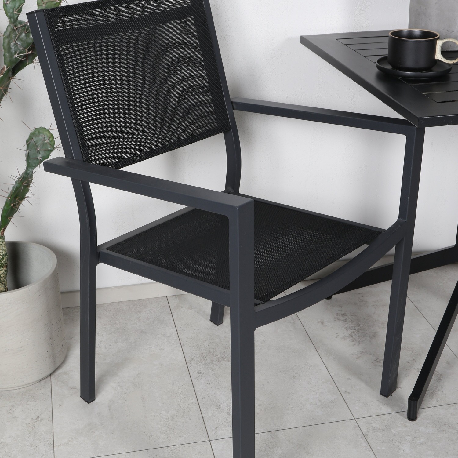 Cafégrupp Venture Home Wella med 2 Cubb Matstolar