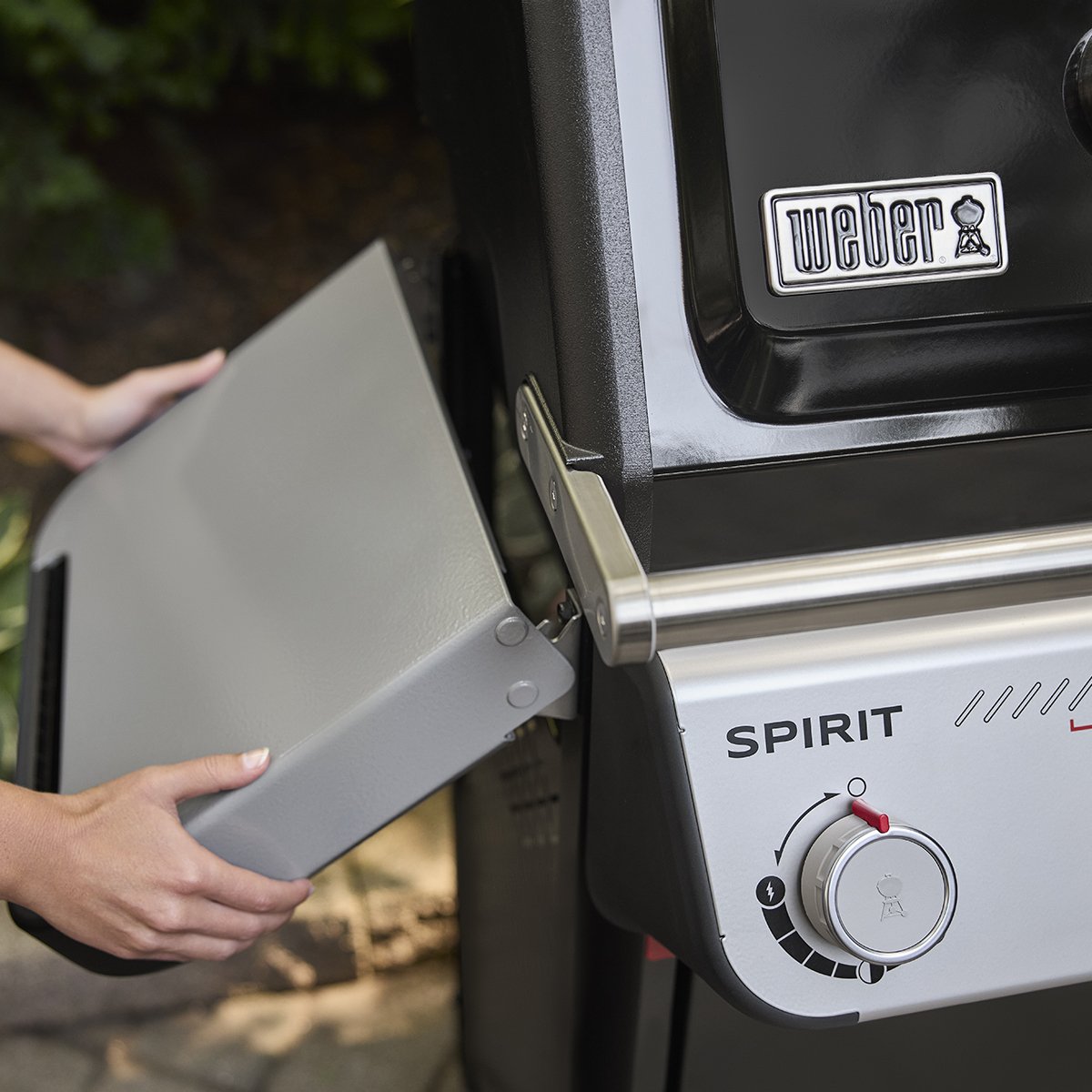 Gasolgrill Weber Spirit E-325 med 3 Brännare & Sear Zone