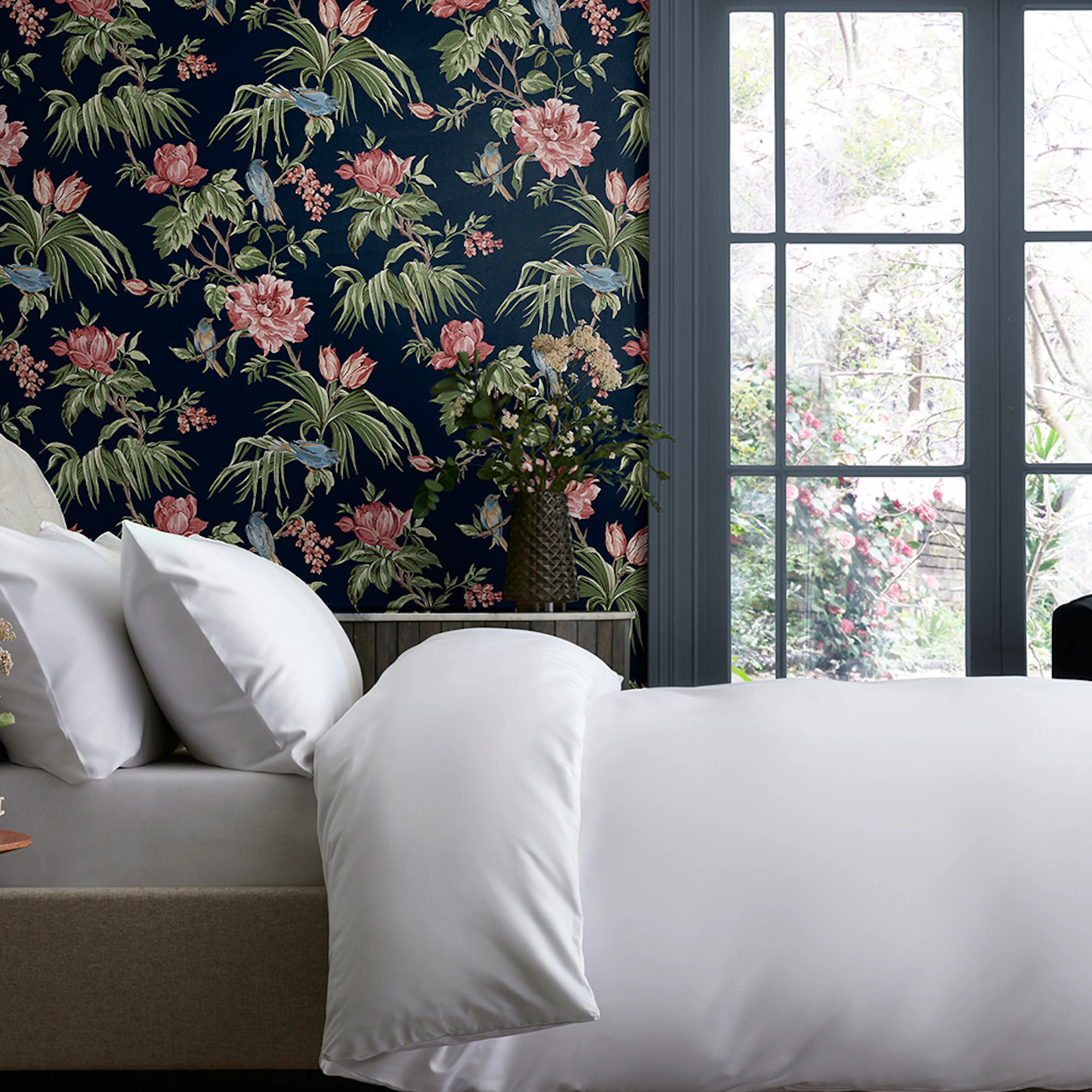 Tapet NEXT Birds & Blooms Navy