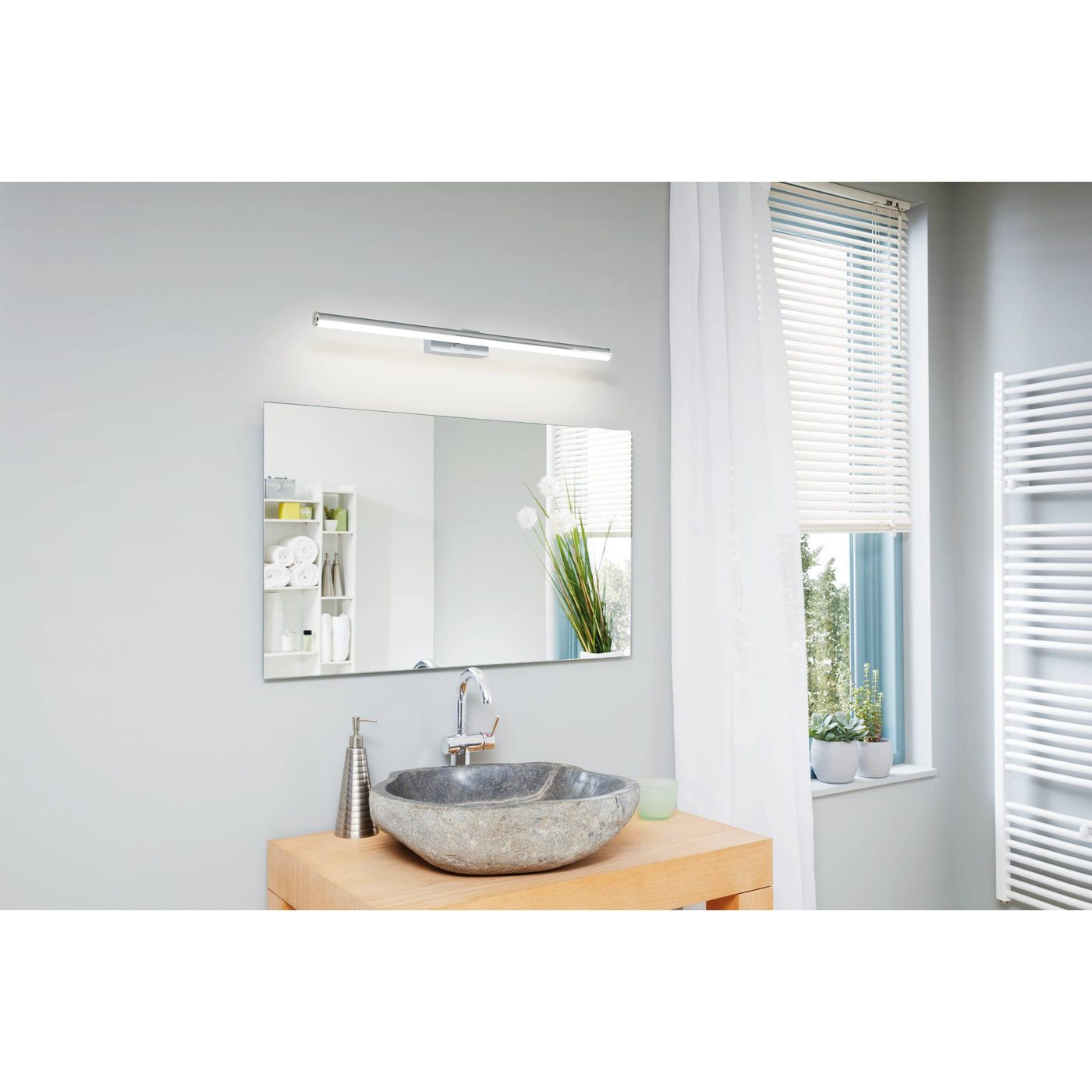 LED-SPIEGELL.L-780 CHROM/WEISS 'VADUMI' 780 mm, Vit