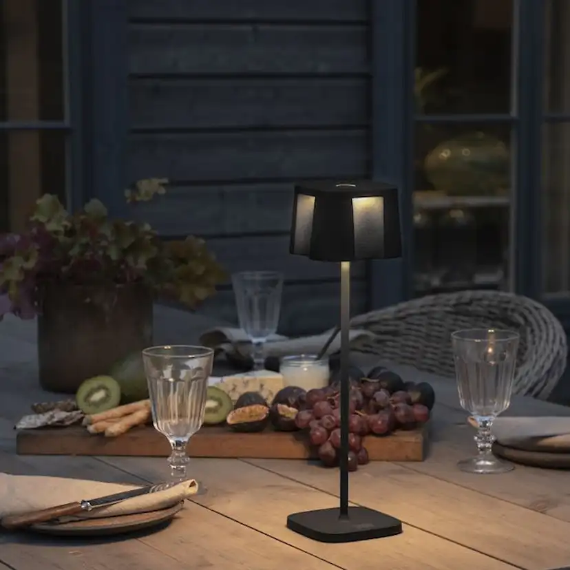 Nice bordslampa svart USB Svart
