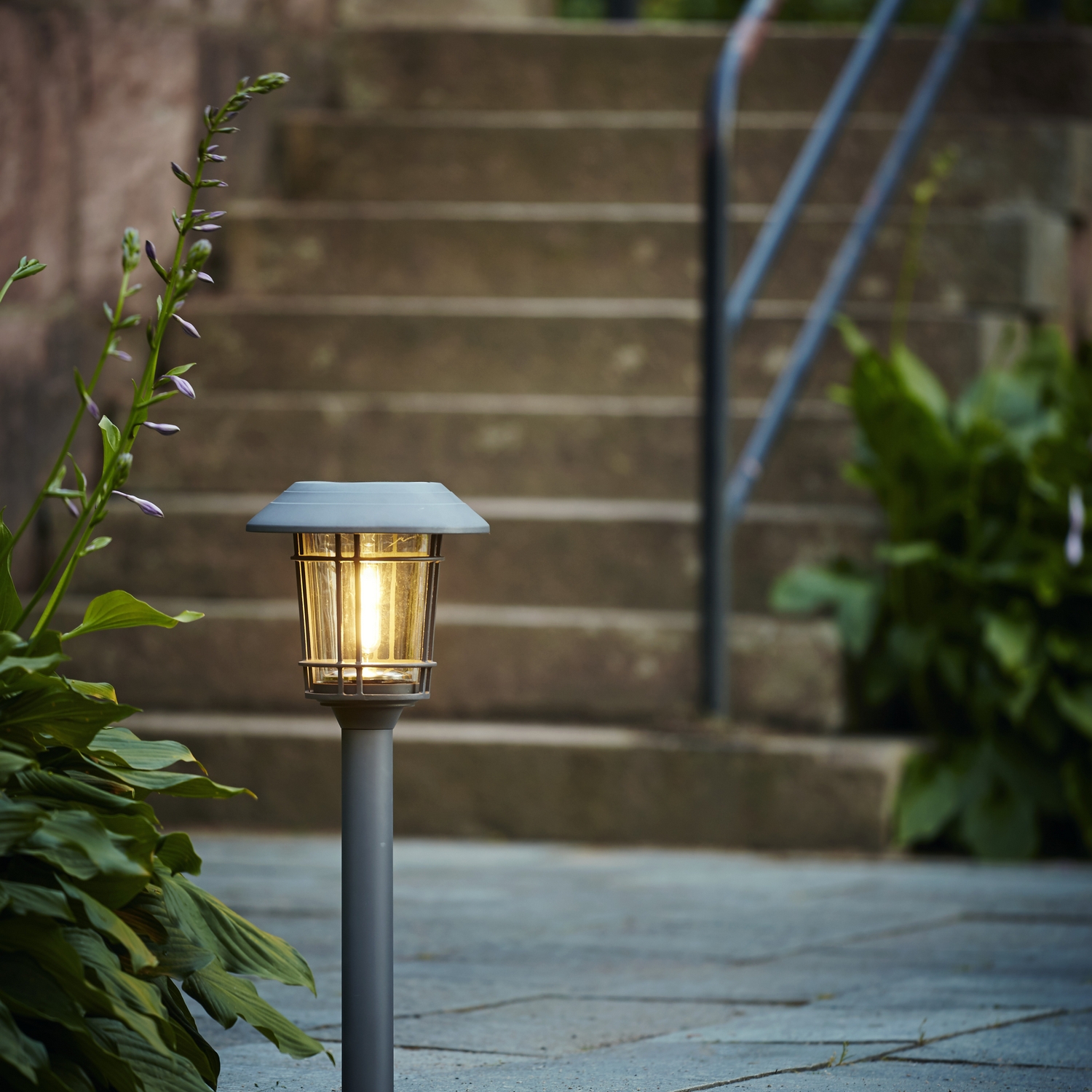 Solcellspollare Star Trading Filip LED Utebelysning med Sensor