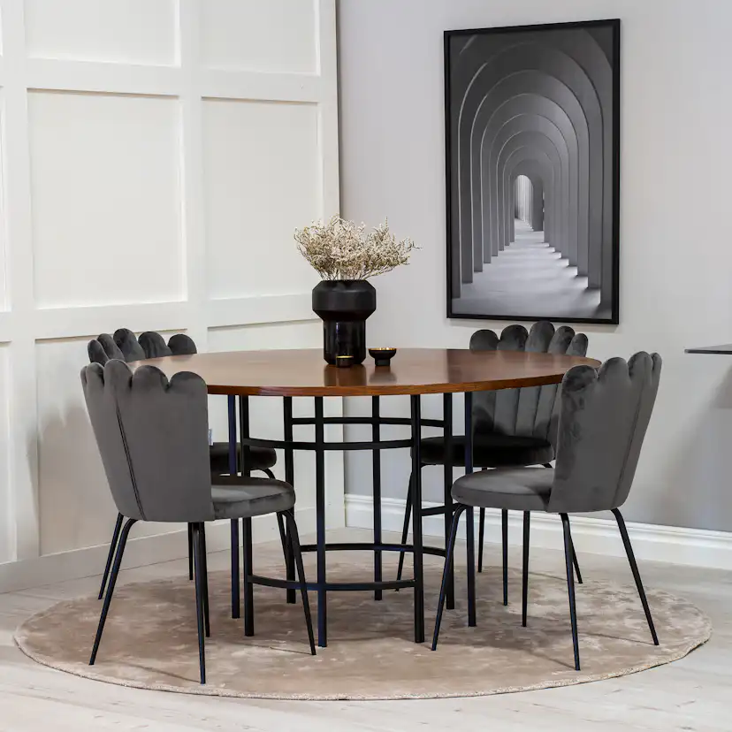 Matgrupp furniture/fashion Copenhagen med 4 Gråa Limhamn Light Stolar