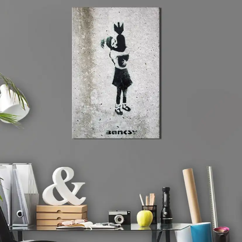 Tavla - Bomb Hugger by Banksy 40x60 40x60 cm