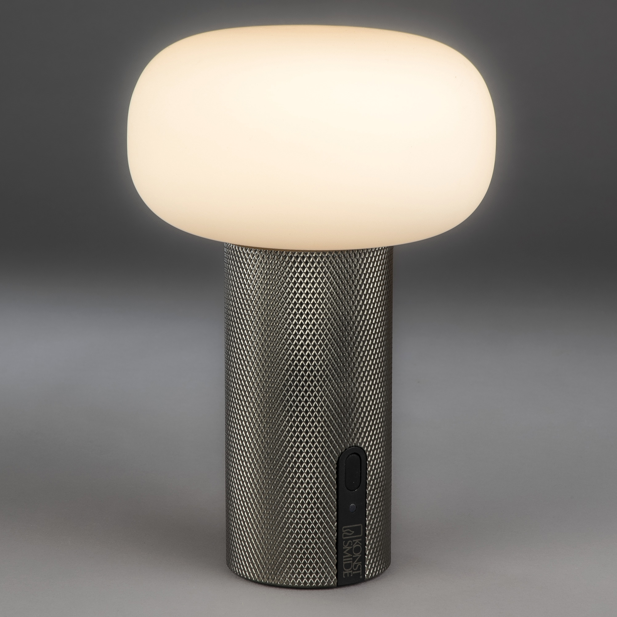 Portabel Lampa Gnosjö Konstsmide Antibes Mini Bordslampa USBxMatt Silver
