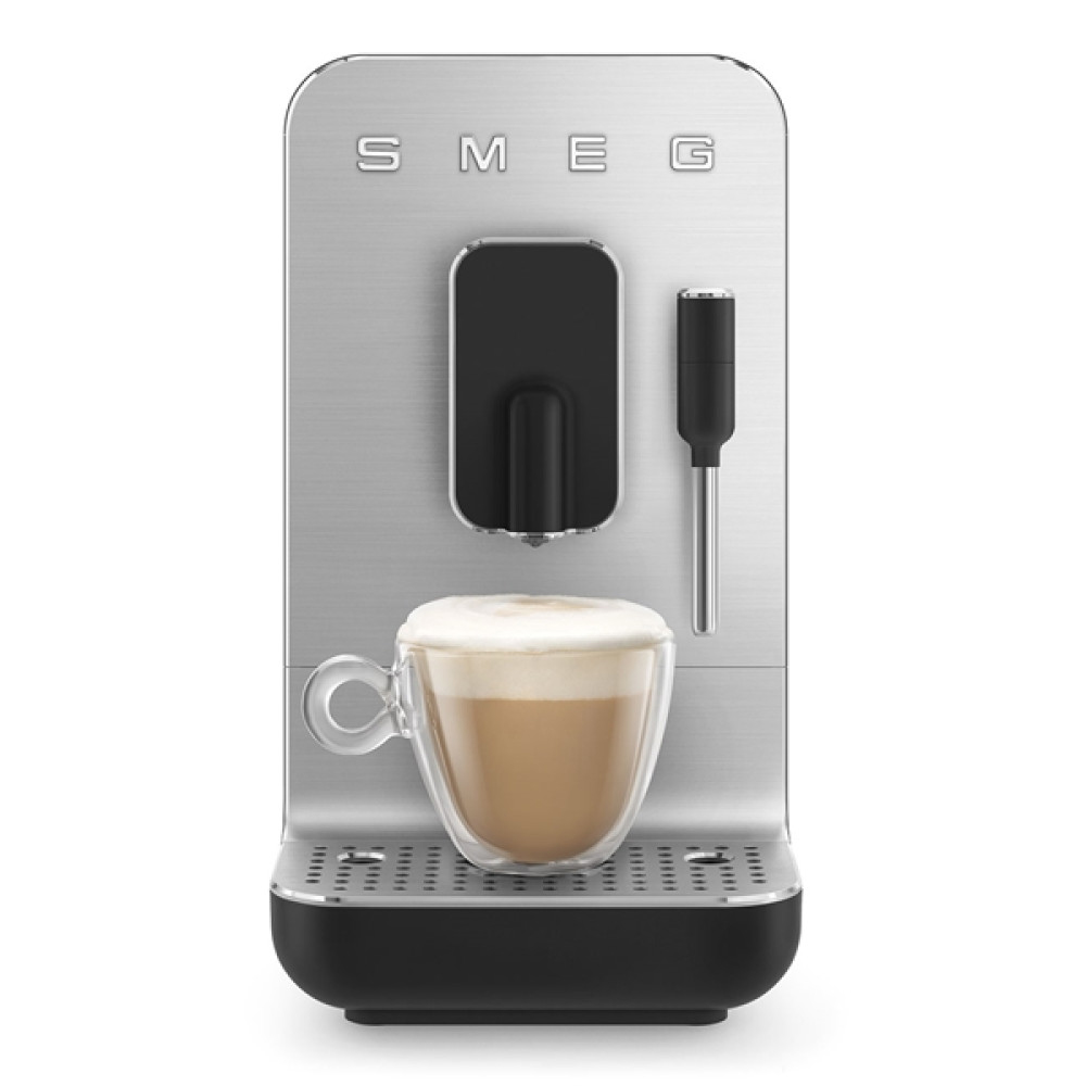 Espressomaskin Smeg BCC12BLMEU Compact Design med Inbyggd Kaffekvarn