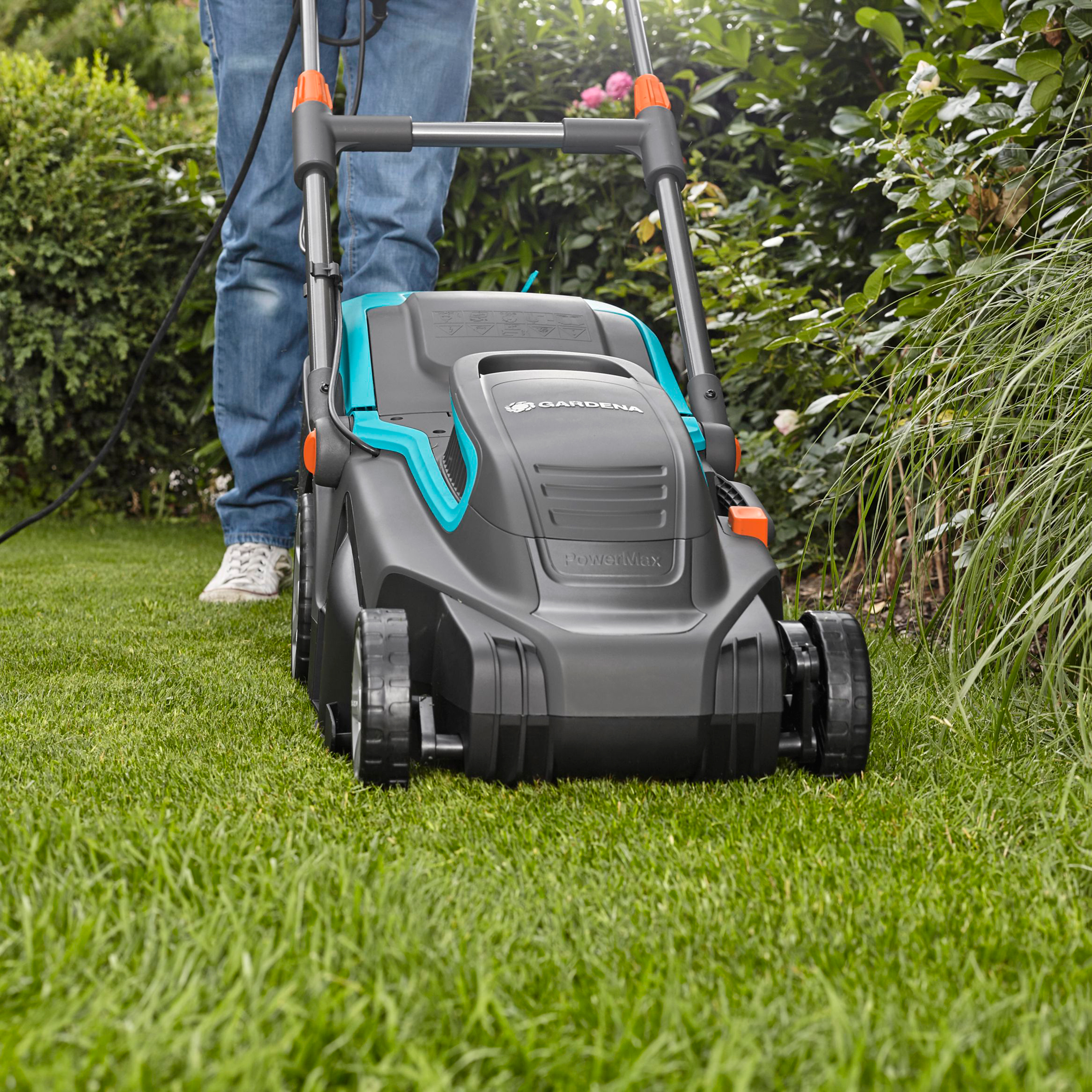 Gräsklippare Gardena PowerMax 1600/37