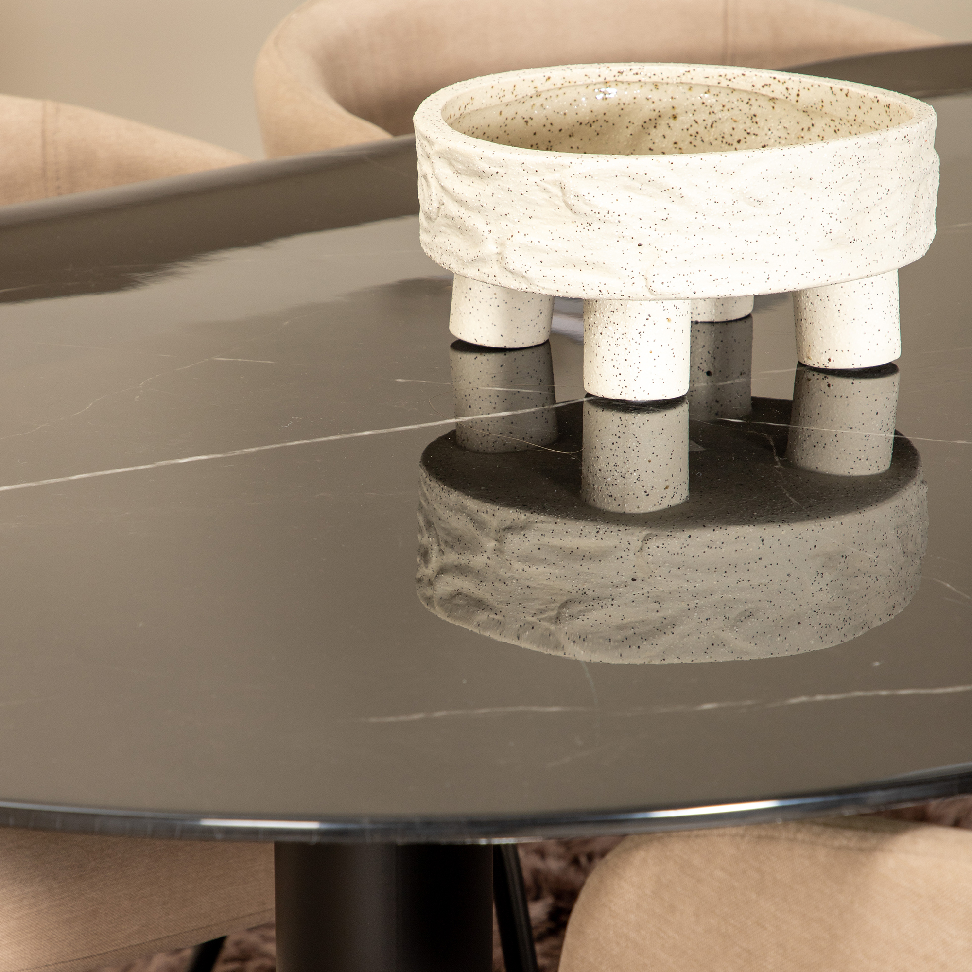 Matgrupp Venture Home Oslo med 4 Bergen Stolar