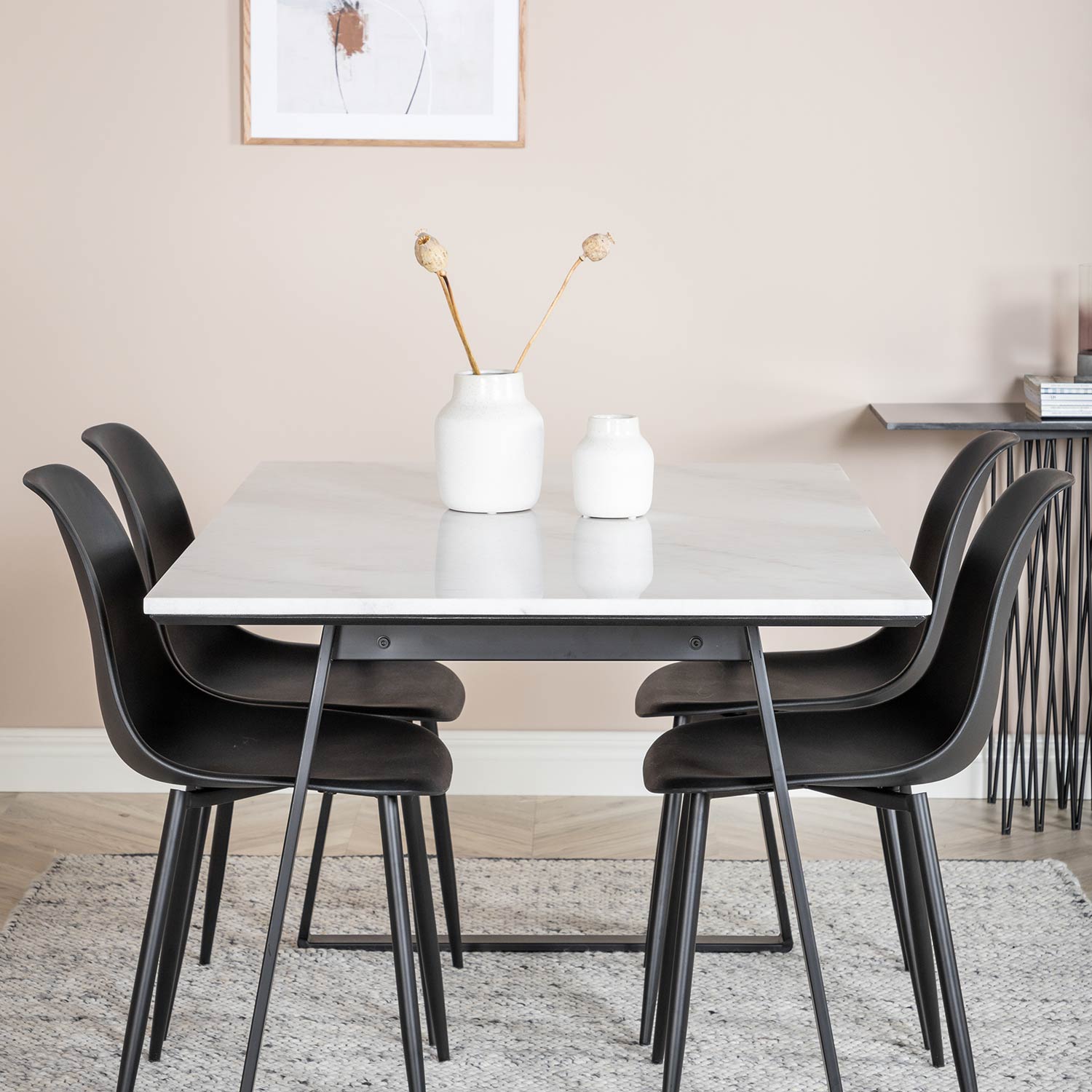Estelle Table White / Black+Polar Chair - / Black Plastic_4 Vit/Svart