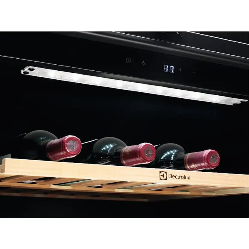 Vinkyl inbyggnad Electrolux EWS4052B5B