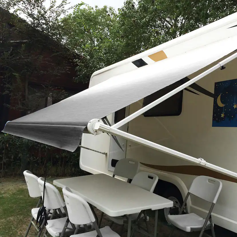 Markistält 3*2,5m - väggmonterad 3 m