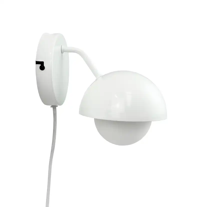 Vägglampa Dyberg Larsen Rose