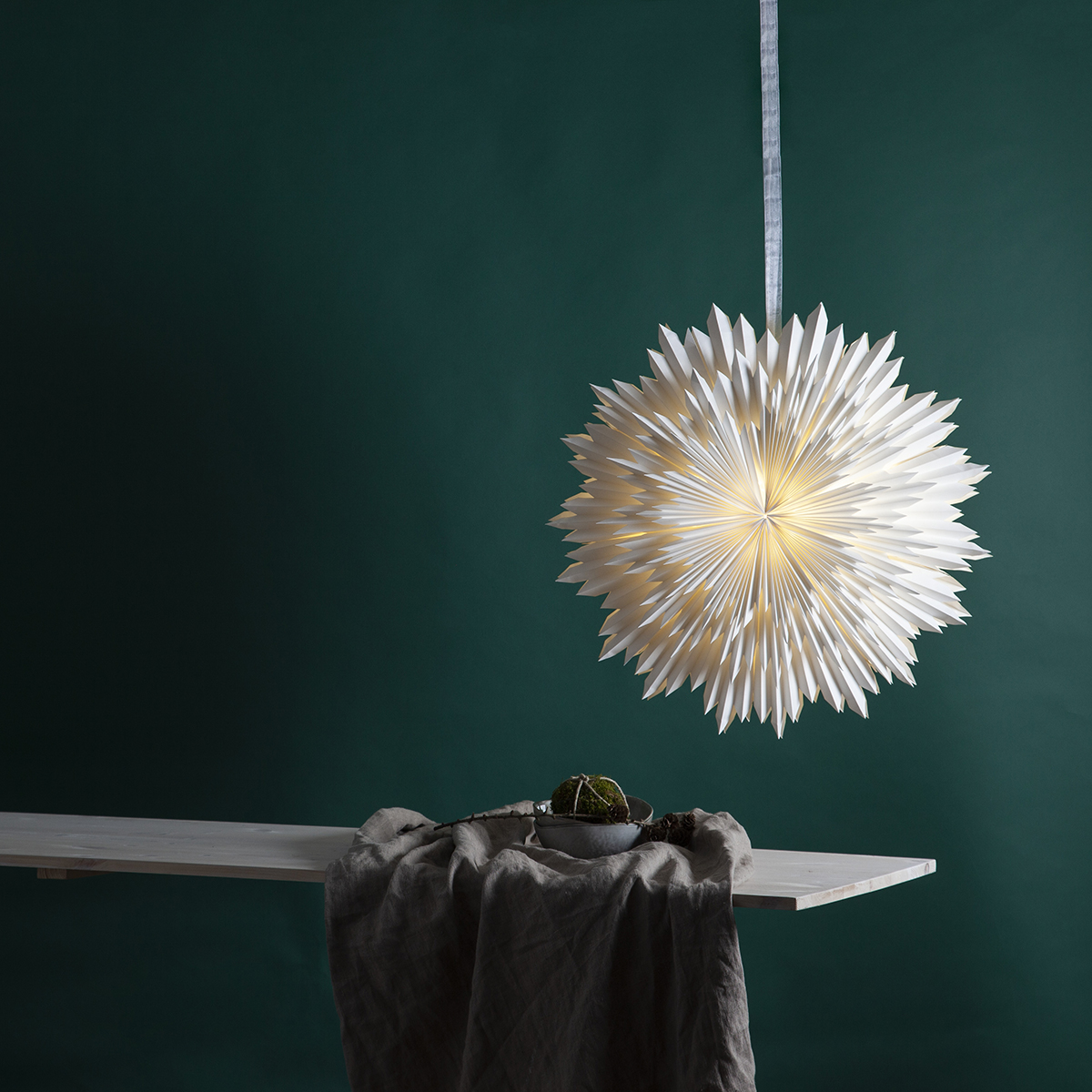 Adventsstjärna Star Trading Ice Papperstjärna