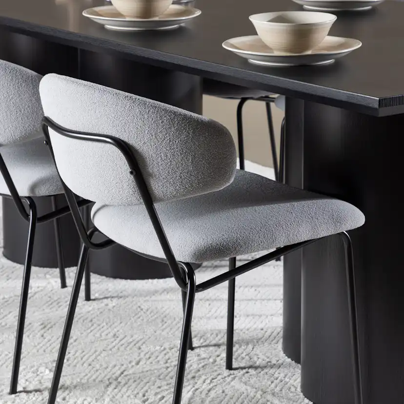 Matgrupp Venture Home Olivia 210 med 6 st Chico Stolar