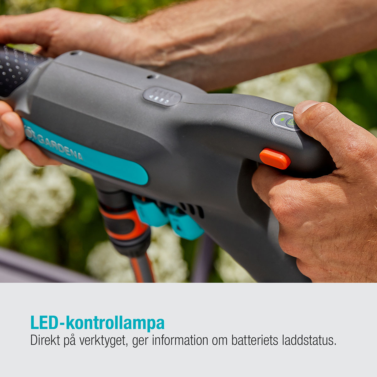 Mellantryckstvätt Garden AquaClean 24/18V RtU set (2,5Ah batteri + standardladdare)