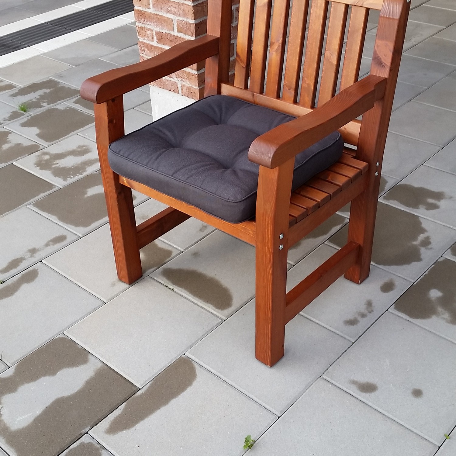 Kattvik fåtölj brun Brun