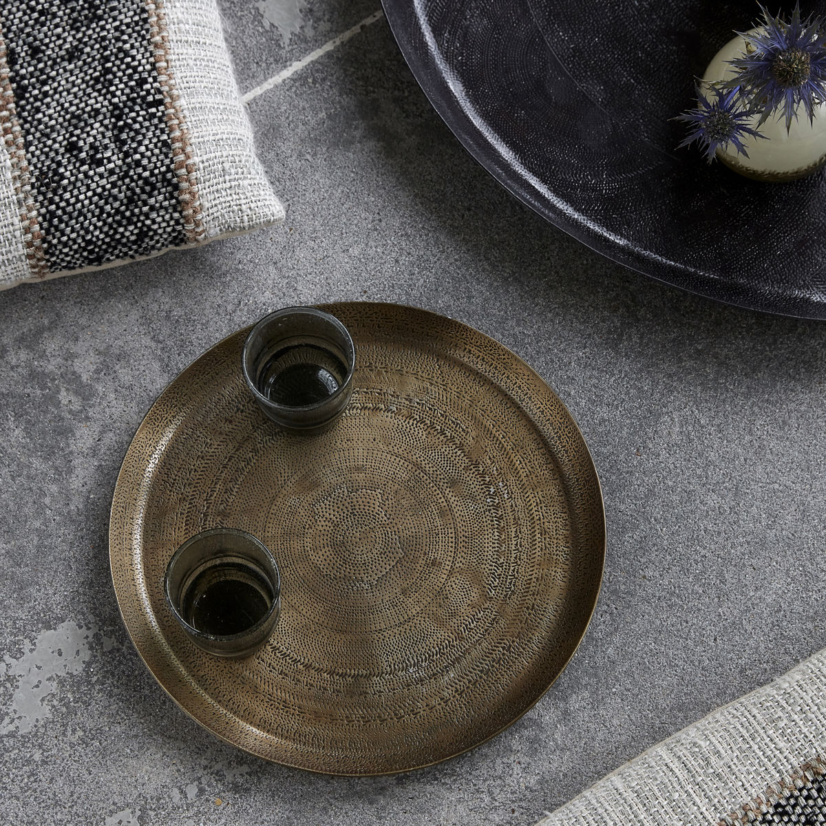 Bricka House Doctor Jhansi Antik Mässingsfärg