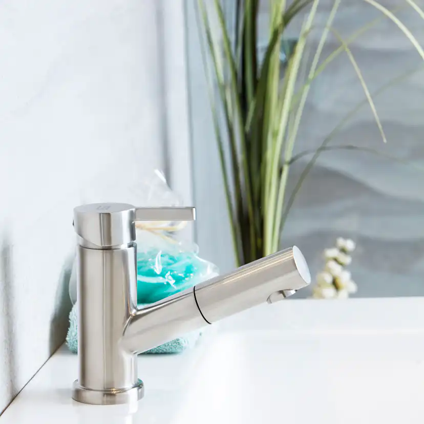 Tvättställsblandare Strand Stainless Sattellit SA-2200 med Utdragbar Pip