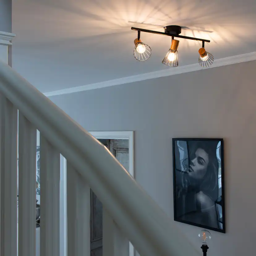 Vägglampa Venture Home Antibes 3L