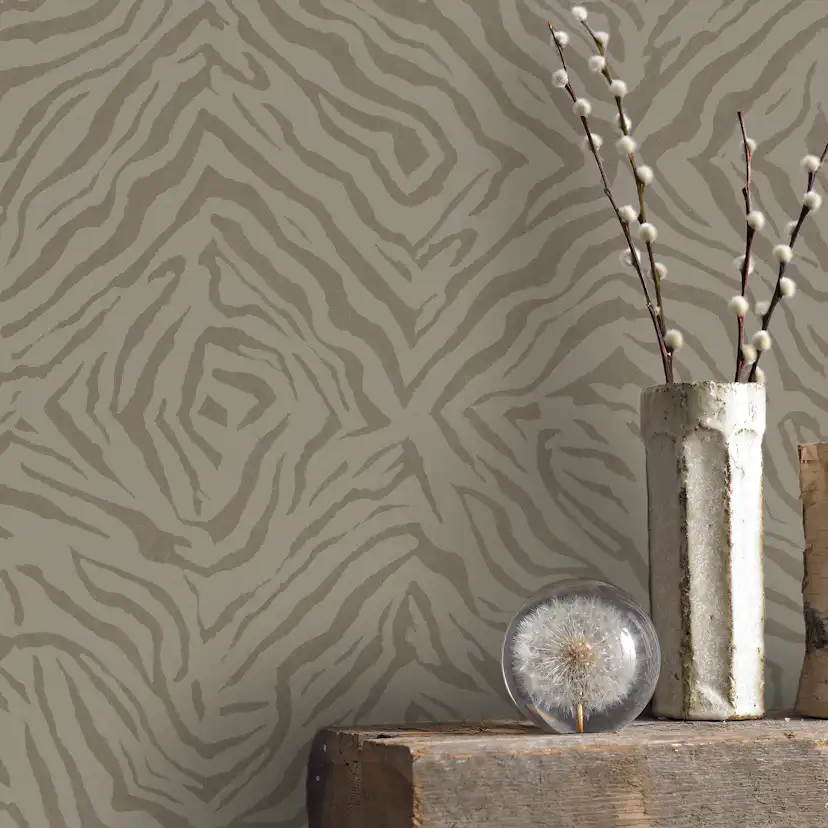 Tapet Superfresco Easy Zaya Warm Taupe 120987