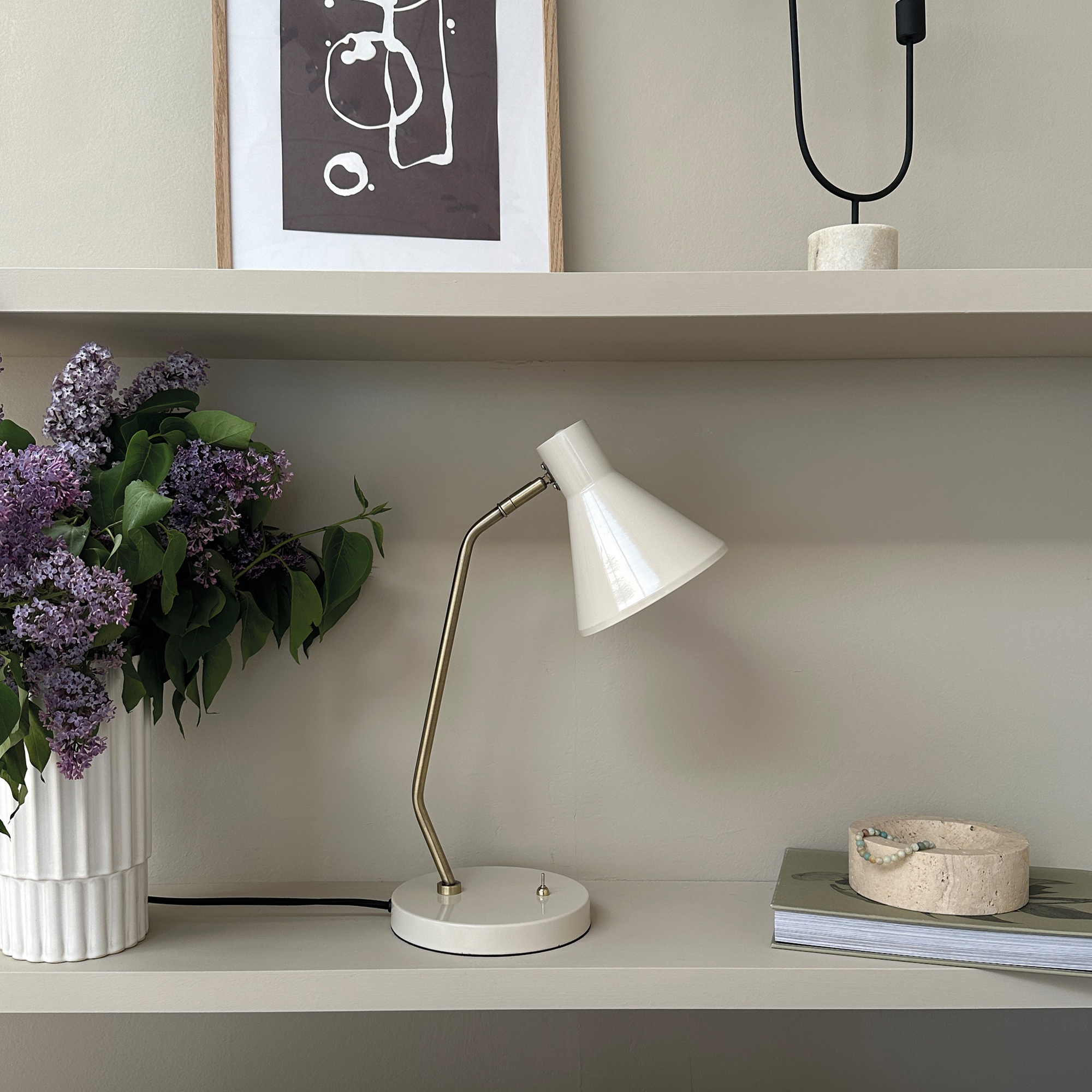 Bordslampa Dyberg Larsen Sleep