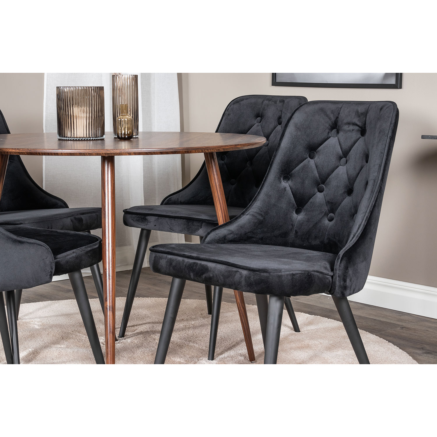 Matgrupp Venture Home Plaza med 4 Velvet Deluxe stolar