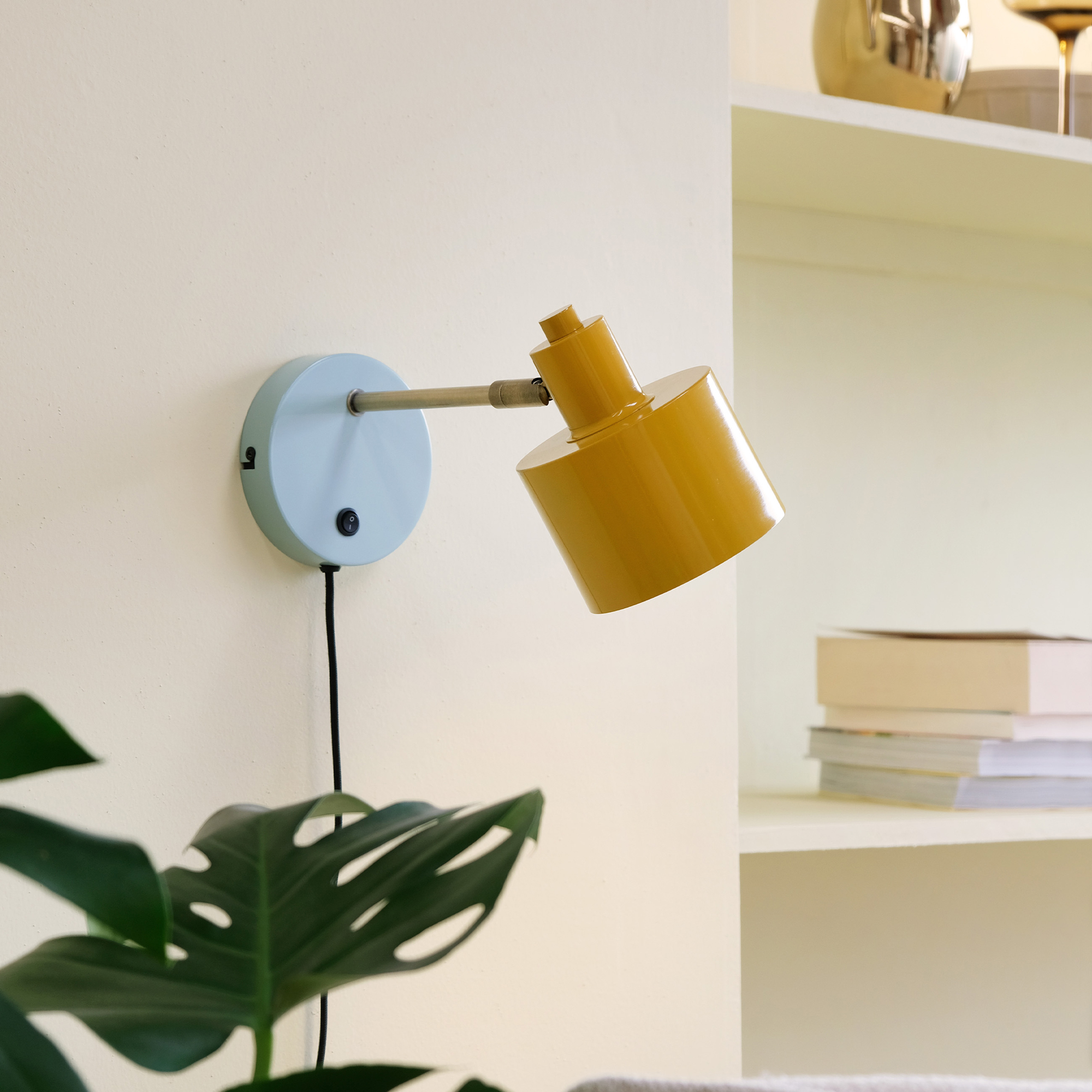 Vägglampa Dyberg Larsen Ocean