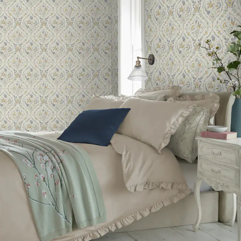 Tapet Laura Ashley Foscot Damask Pale Ochre Gul 121070