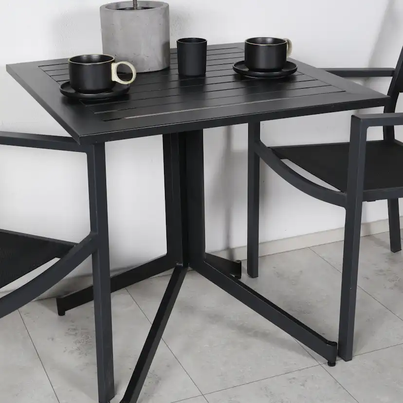 Cafégrupp Venture Home Wella med 2 Cubb Matstolar