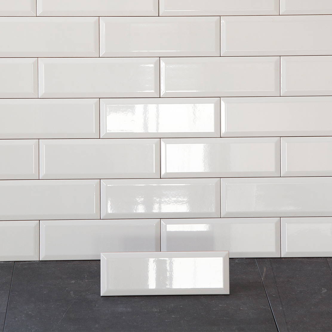 Kakel Biselado Blank Vit 10x30 cm